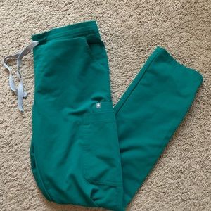 Hunter green straight leg figs scrubs